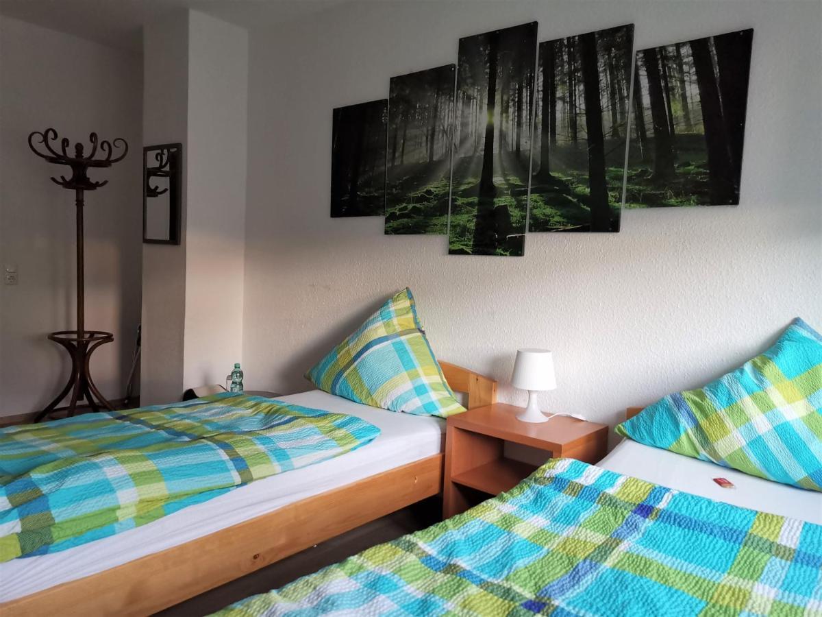 Hotel-Pension Zum Hirsch Hattersheim am Main Extérieur photo